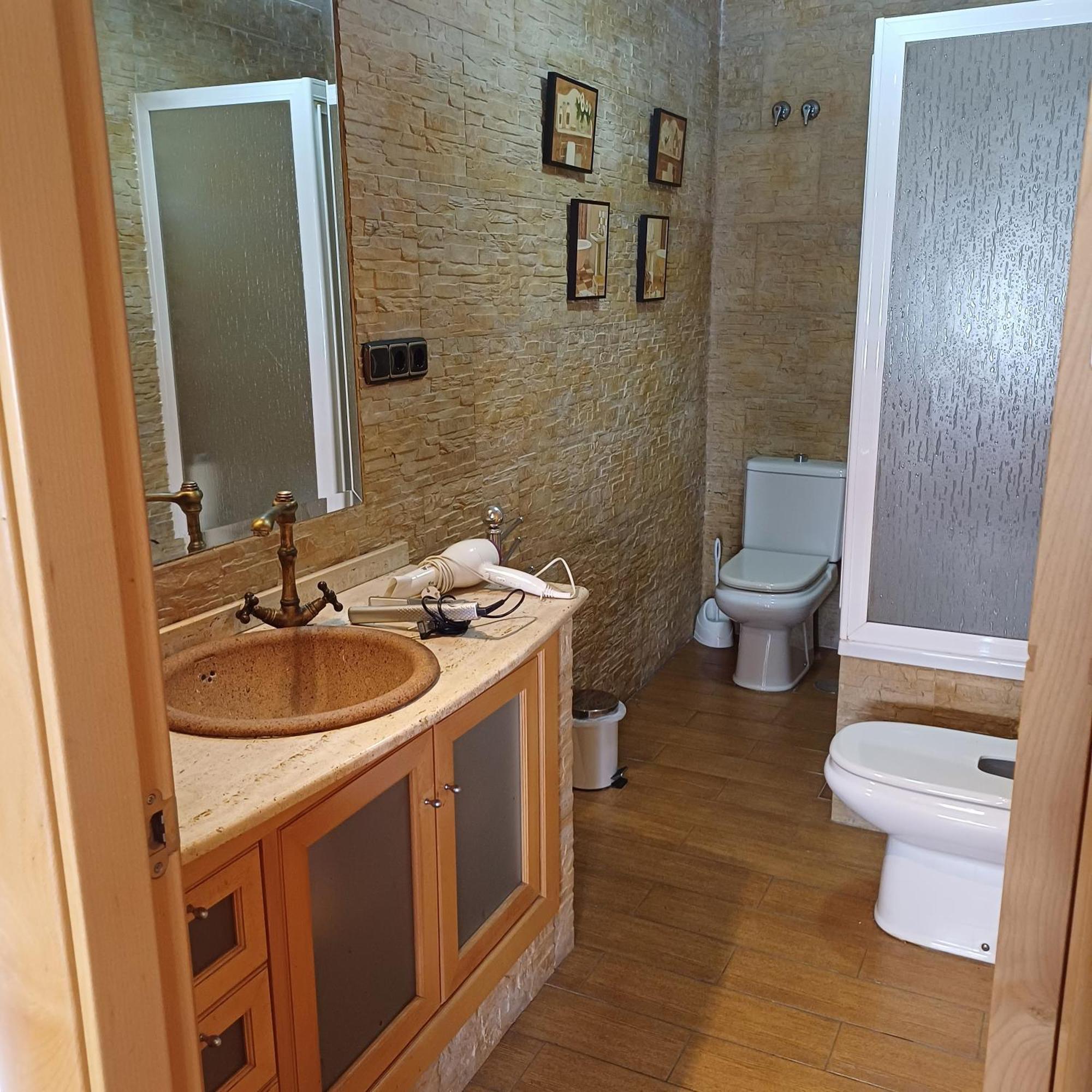 Piso Compartido Con Habitaciones Independientes Maracena Luaran gambar